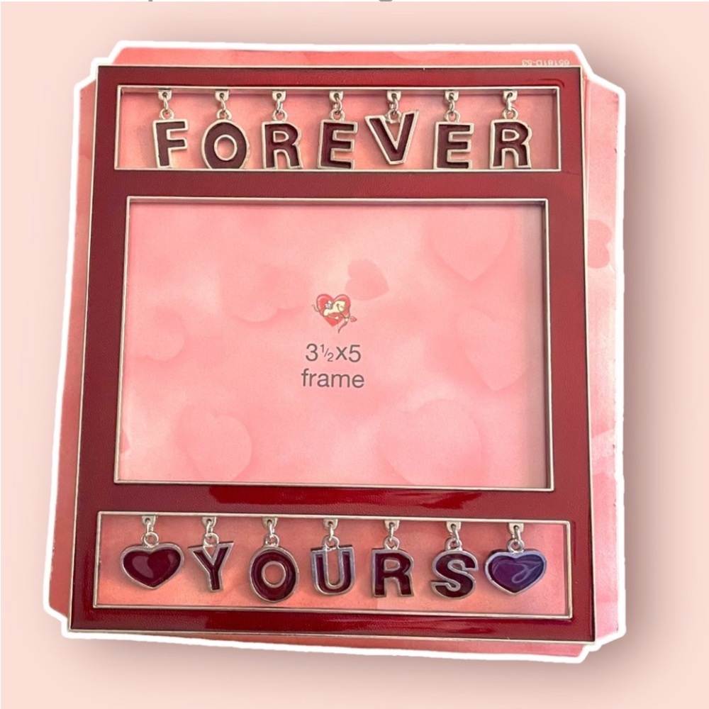 Vintage Valentine Picture Frame
"Forever Yours"